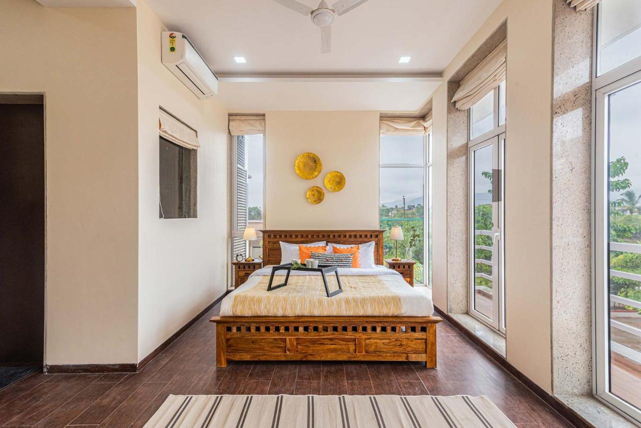 Sierra Skies By Stayvista - A Mountain-View Villa Featuring A Rooftop Swimming Pool, Jacuzzi, Turf, And A Gym For An Elevated Stay Lonavla Zewnętrze zdjęcie