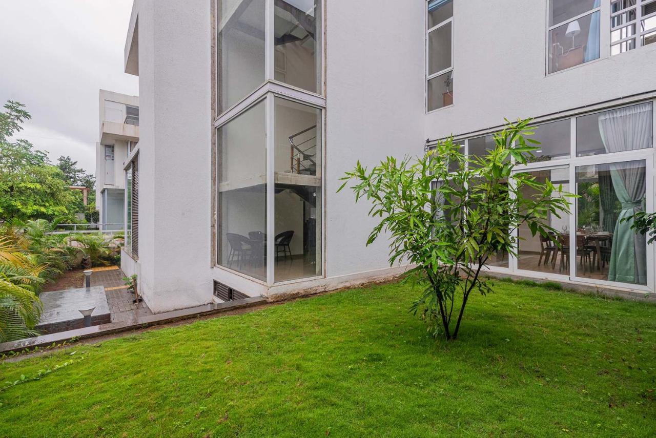 Sierra Skies By Stayvista - A Mountain-View Villa Featuring A Rooftop Swimming Pool, Jacuzzi, Turf, And A Gym For An Elevated Stay Lonavla Zewnętrze zdjęcie