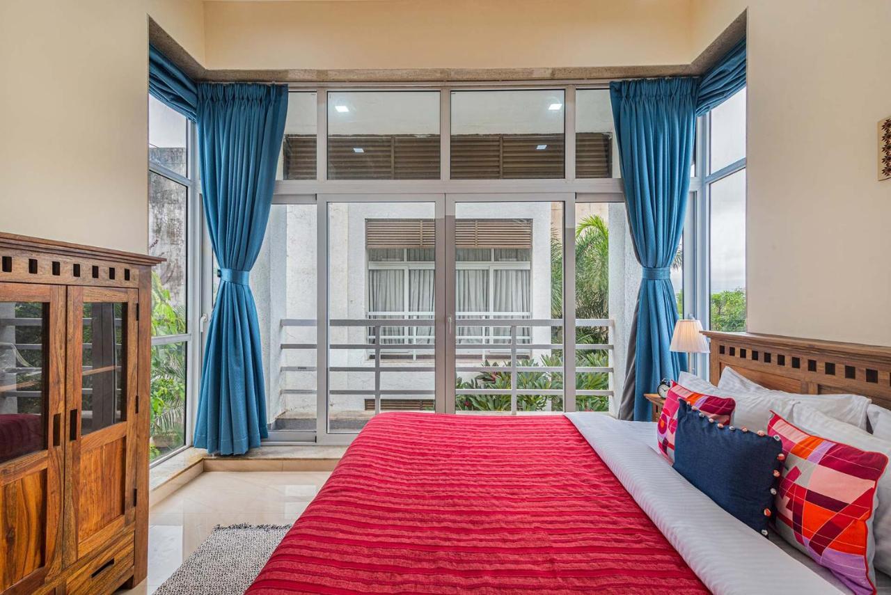 Sierra Skies By Stayvista - A Mountain-View Villa Featuring A Rooftop Swimming Pool, Jacuzzi, Turf, And A Gym For An Elevated Stay Lonavla Zewnętrze zdjęcie